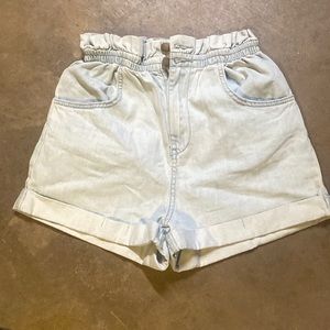 Billabong Scrunch Waist Jean shorts